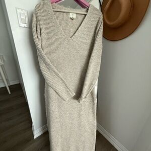 H&M Tan Ribbed Long Sleeve V-Neck Sweater Dress